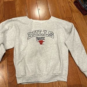 Grey Medium Neck Cut Bulls Crewneck